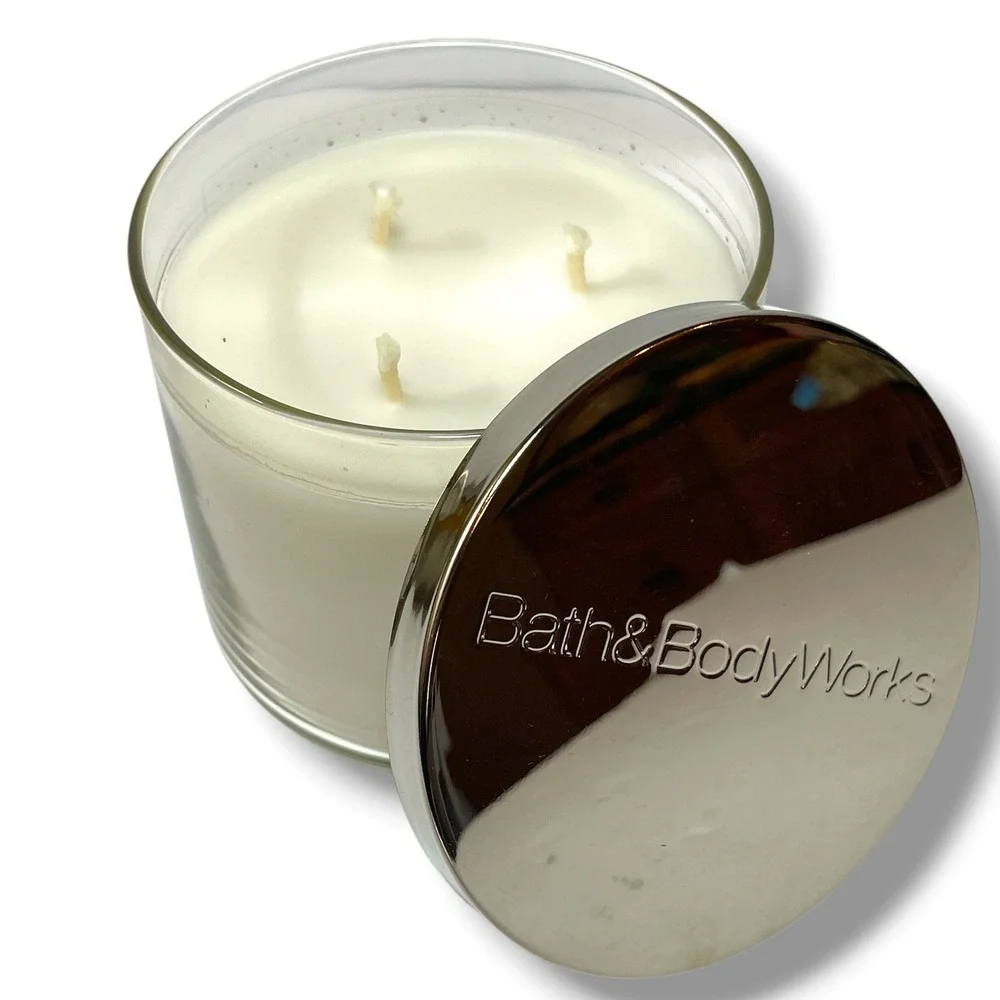 Bath & Body Works White Barn Winter 3 Wick Candle 14.5 oz Christmas Holiday New